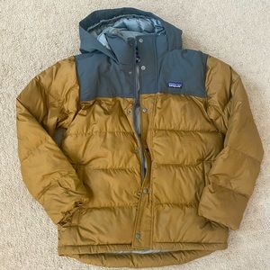 Boys puffer Patagonia nice!